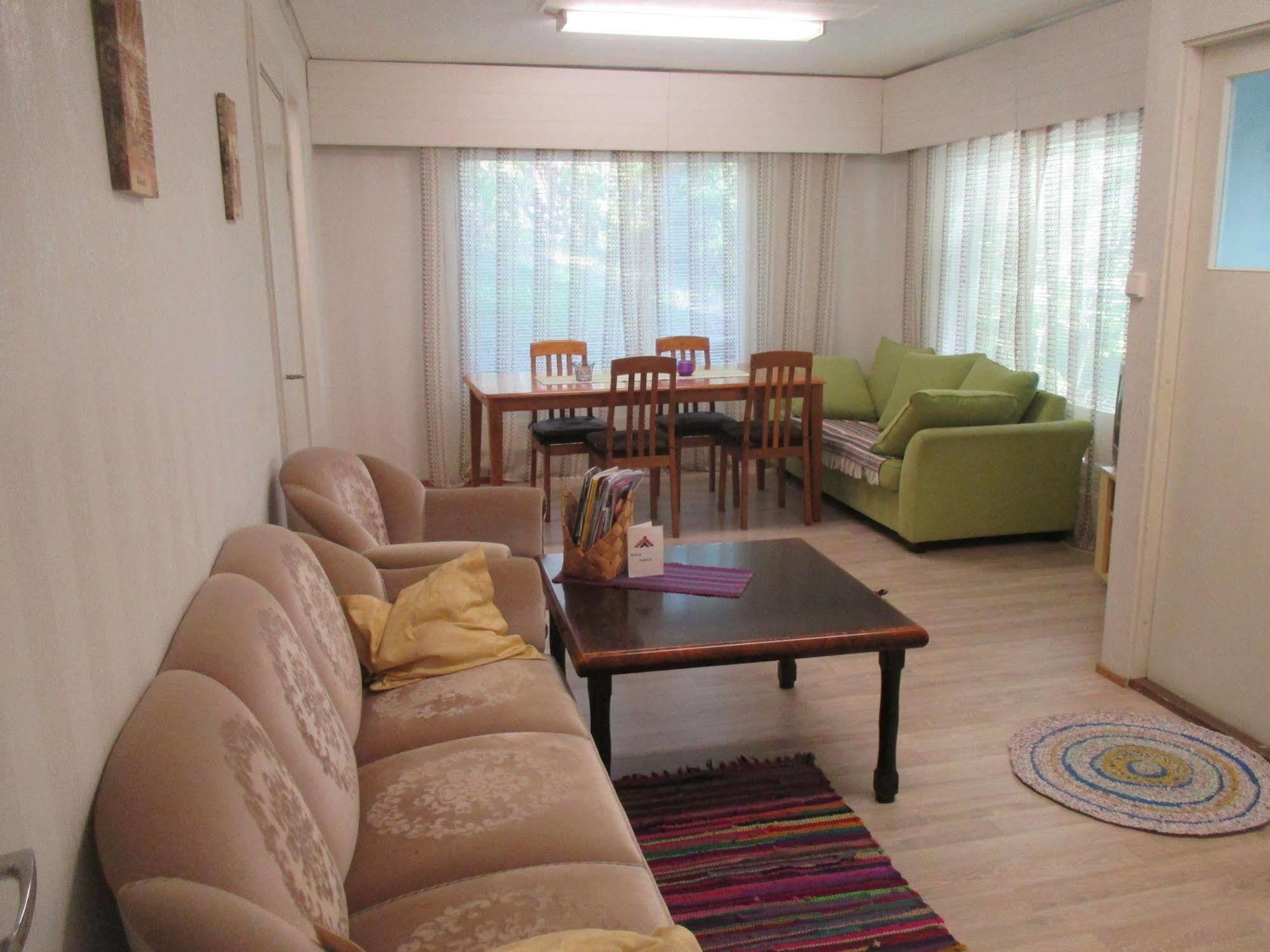 Guest House Ugrin Paikka Sippola Экстерьер фото